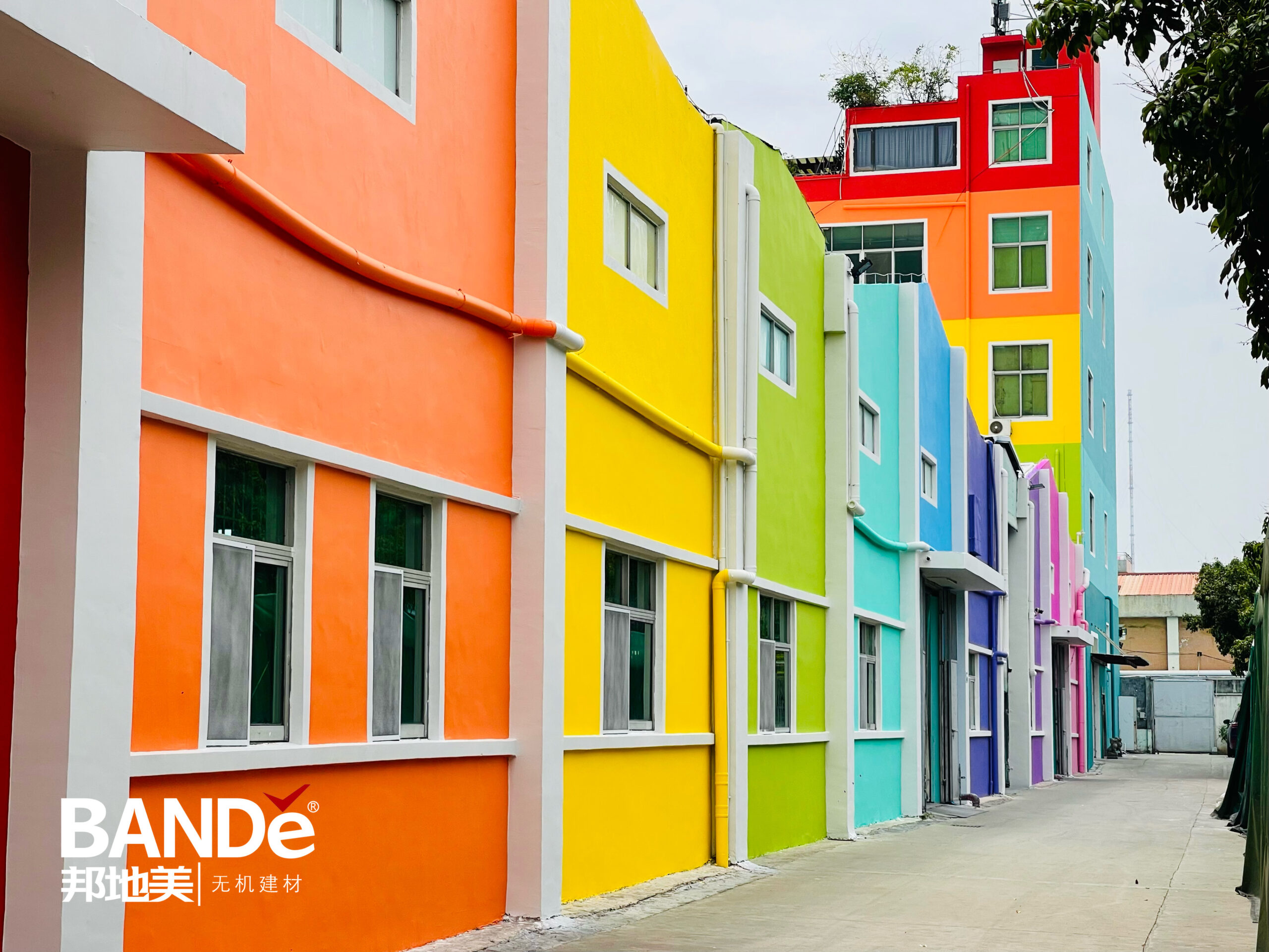 DIY Pengecatan Rumah Seperti Profesional Menggunakan Produk BANDě