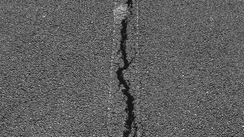 Expert Tips for Picking the Perfect Concrete Crack Sealer