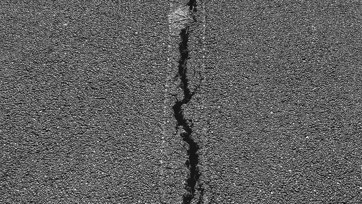 Expert Tips for Picking the Perfect Concrete Crack Sealer