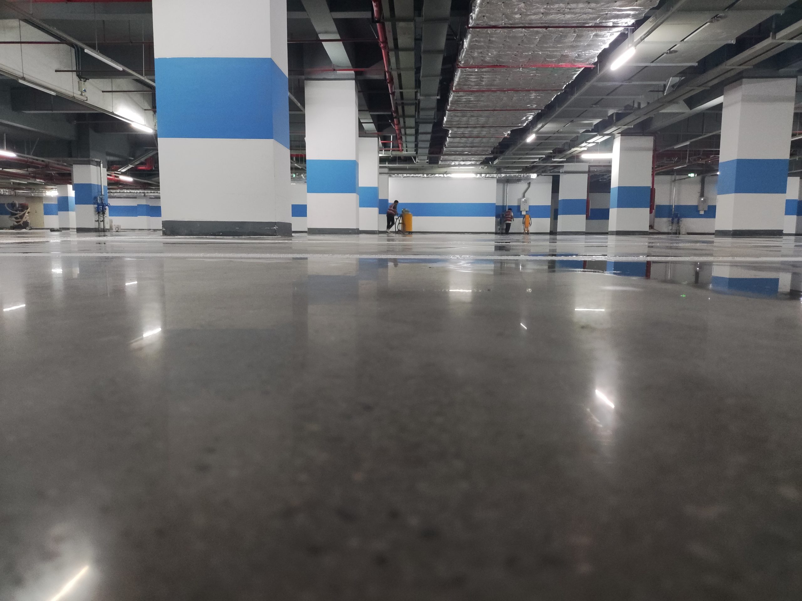 Tips for Applying Self Healing Sealers to Repair Your Parking Lot
