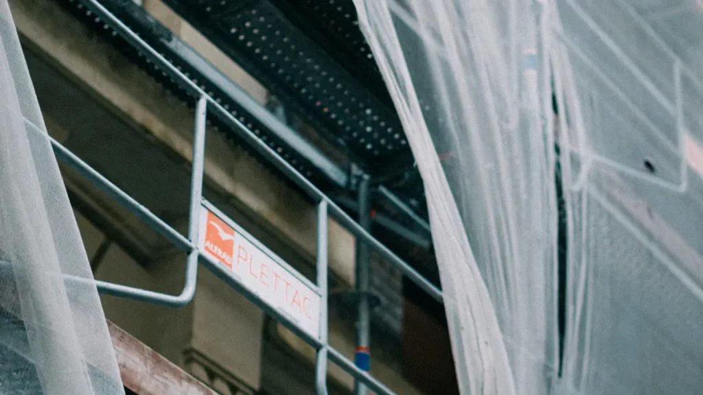 Understanding the Key Differences Between Damp Proofing and Waterproofing