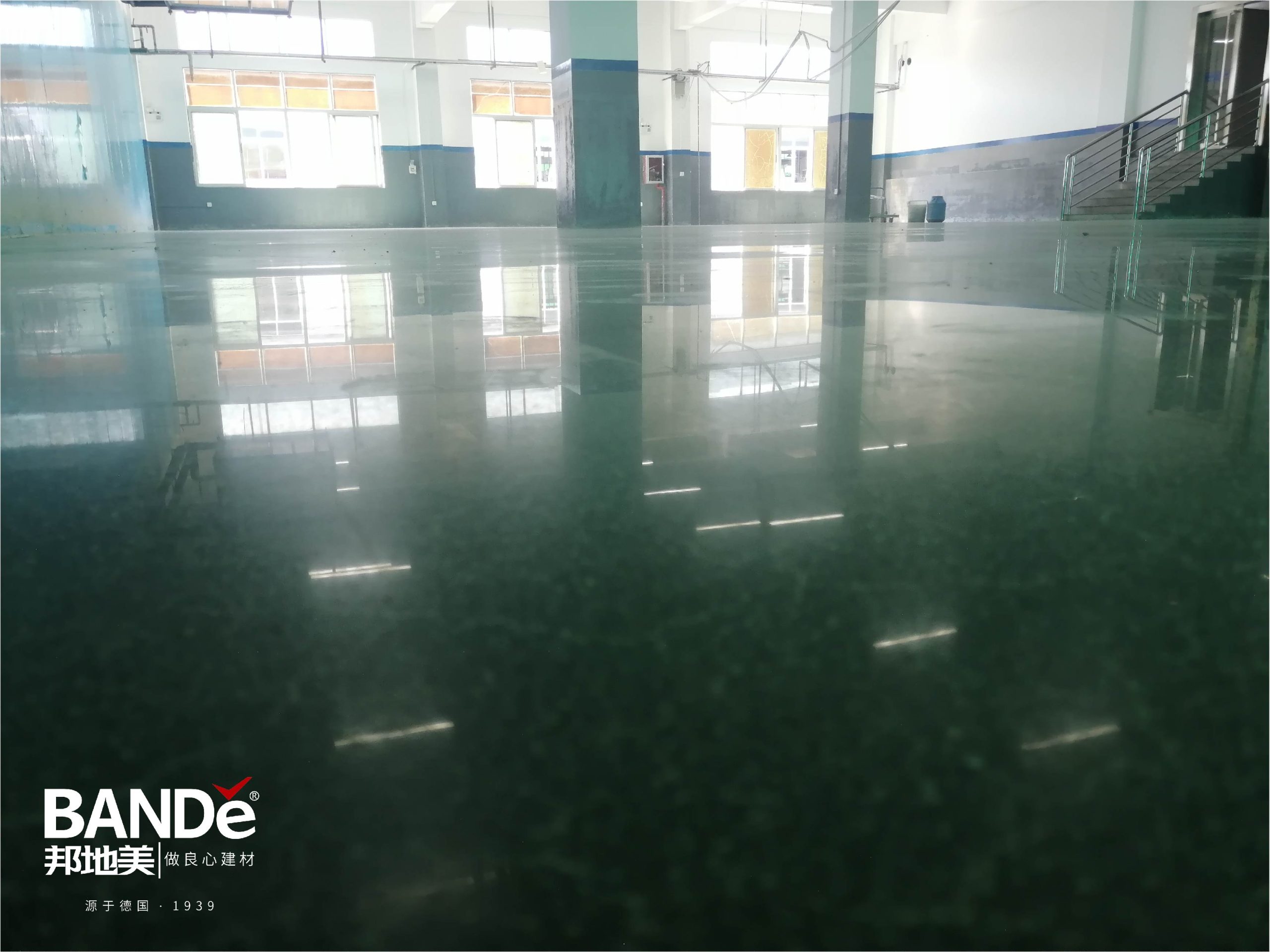 How to Repair Cracks in Industrial Concrete Floors Effectively