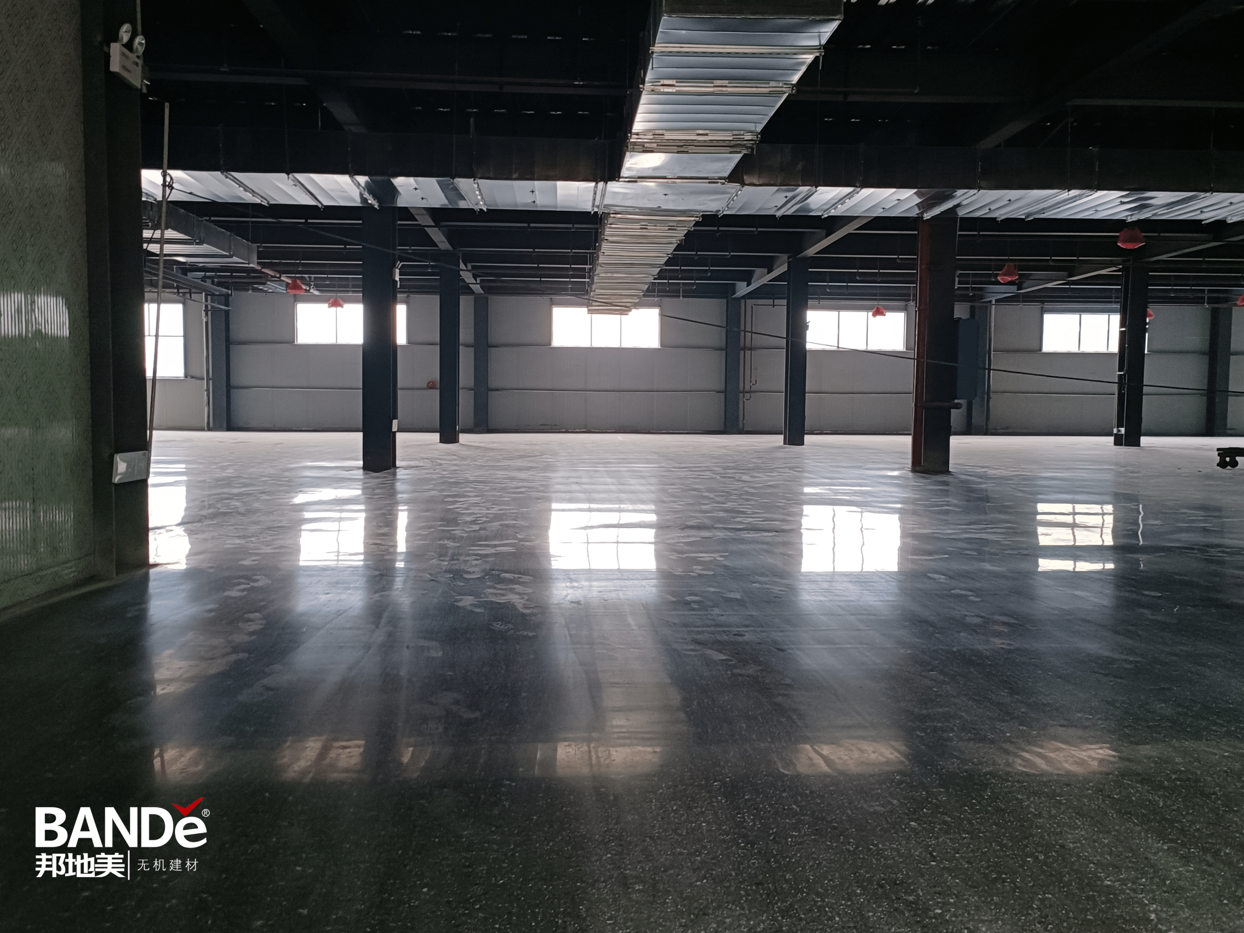 Warehouse Flooring Solutions with High-Quality Epoxy Coatings