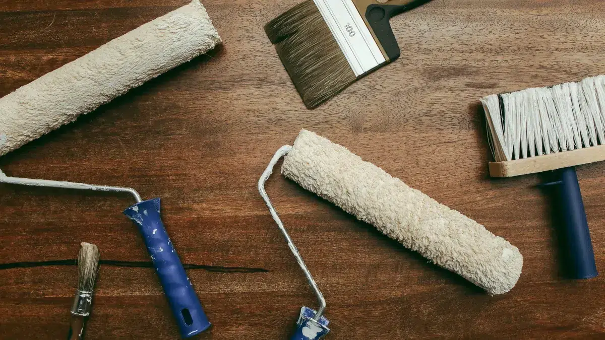 Choosing the Right Tools for Facade Paint