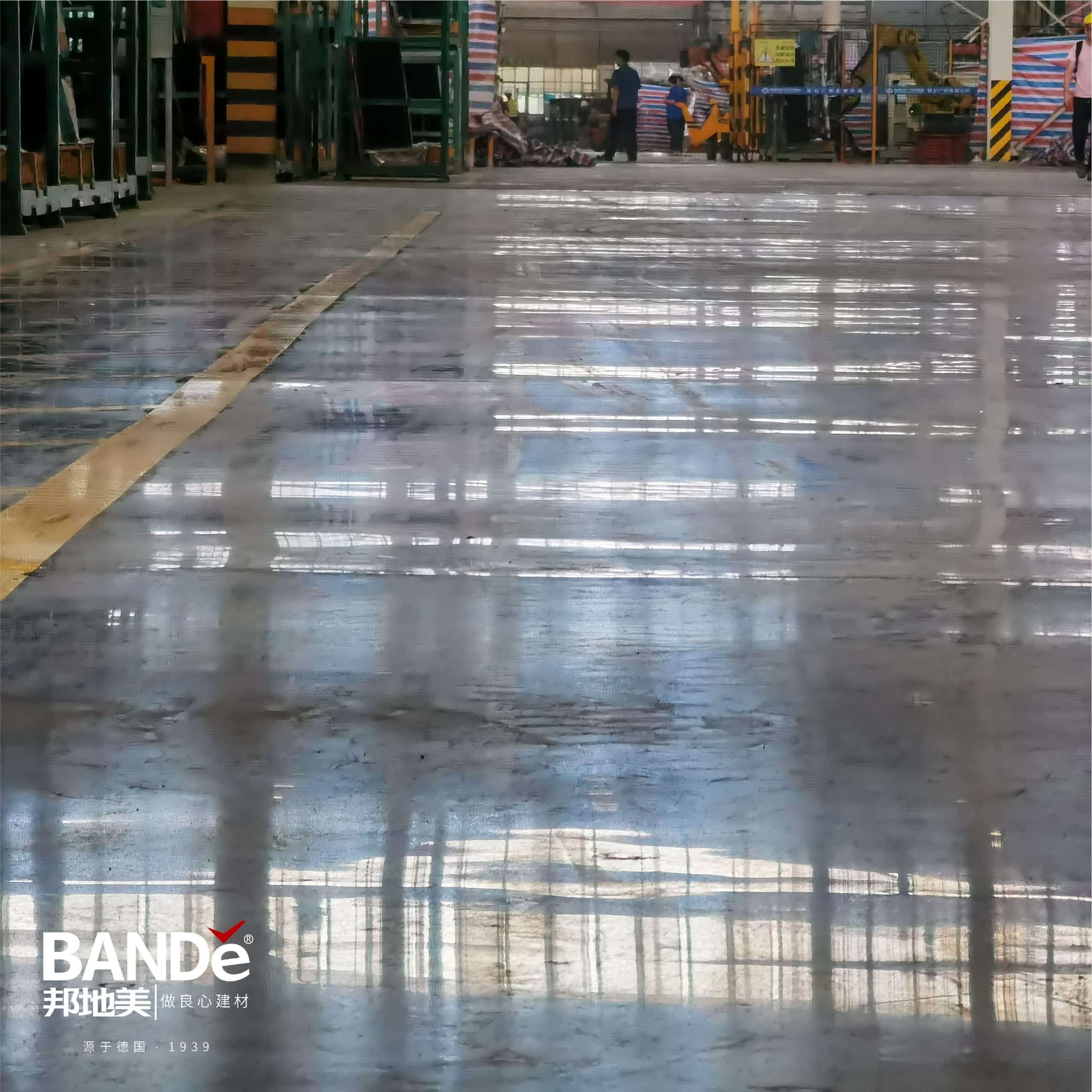 Key Features of BANDě Moisture Barrier